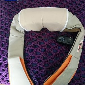 {SOLD}💠Shiatsu Neck and Back Massager HEAT